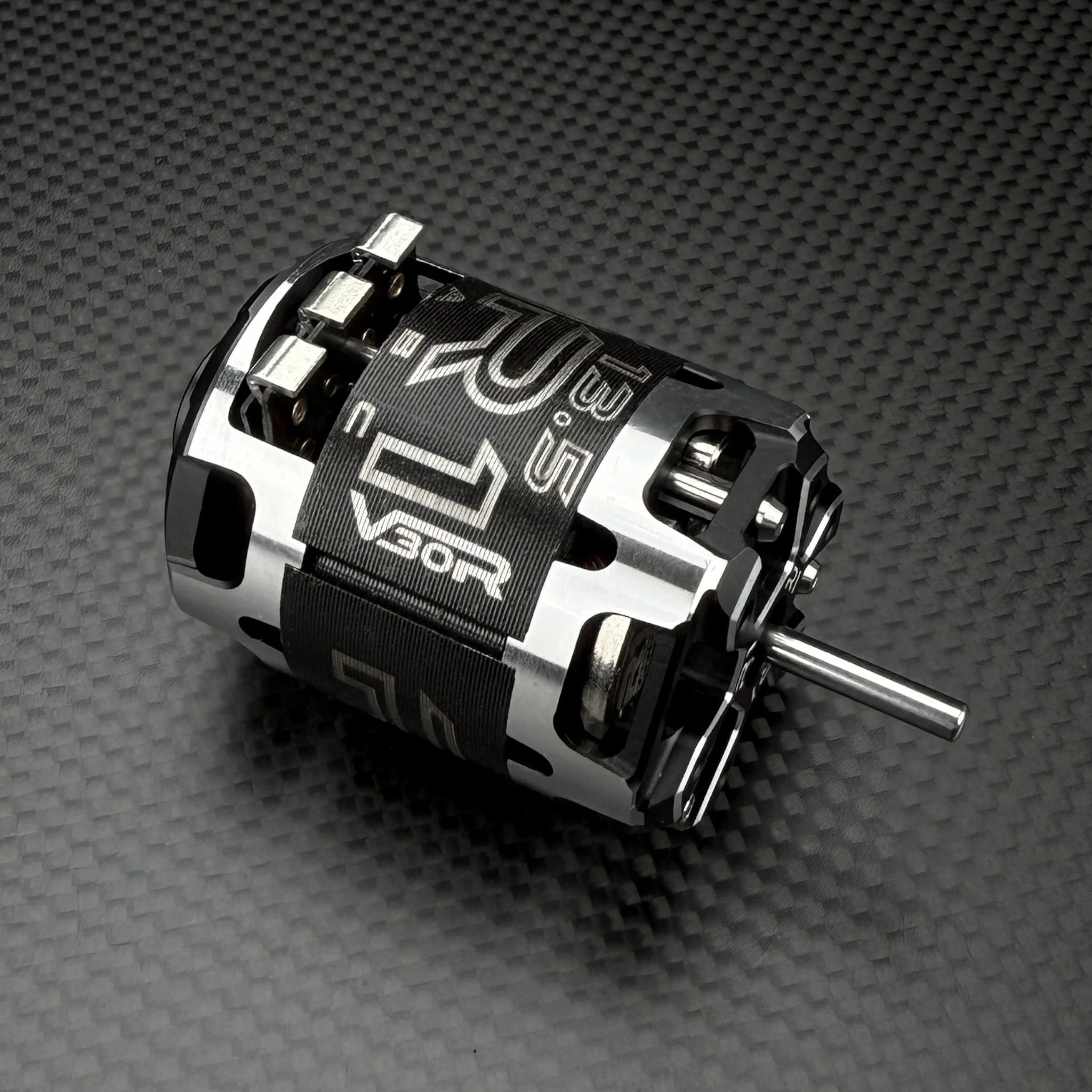R1 Wurks 020185 V30R 13.5T Motor (IFMAR Worlds 2026)