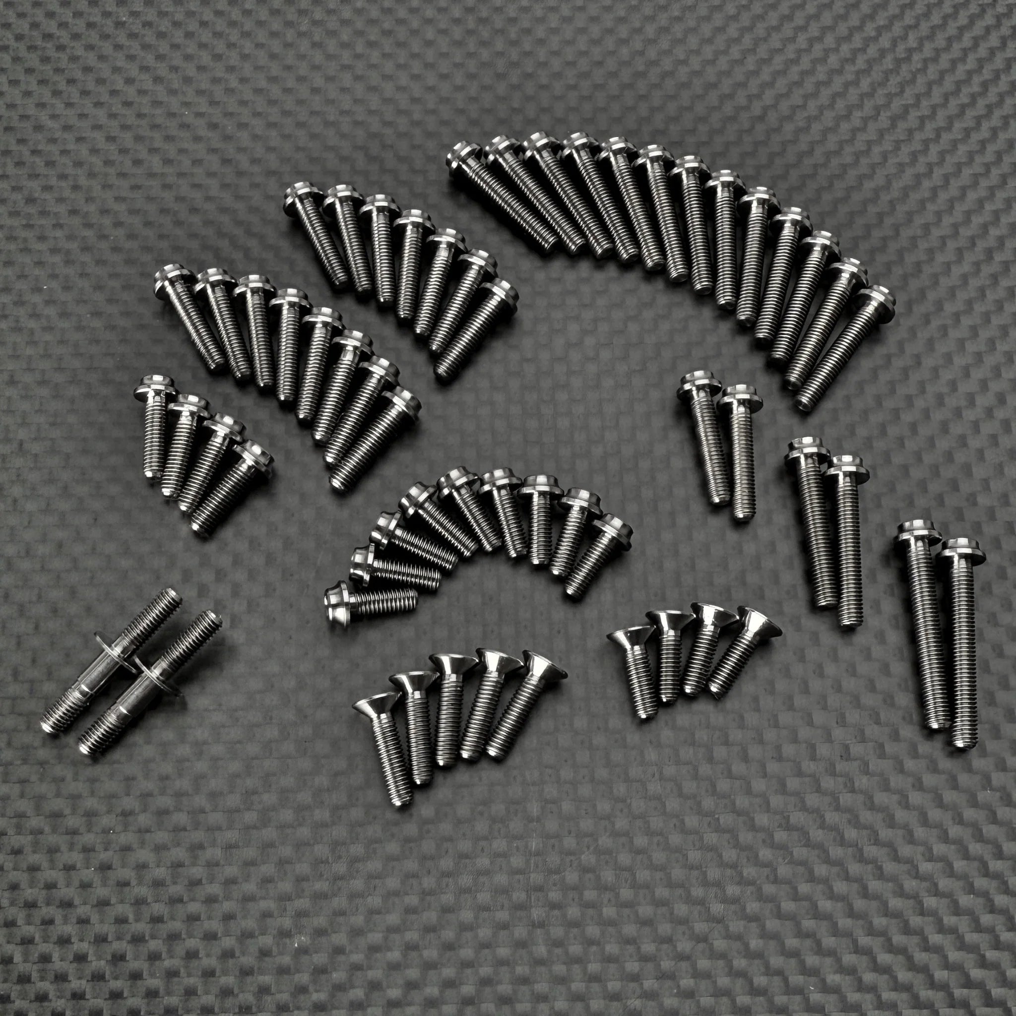 R1 Wurks 900051 B7 Titanium Upper Screw Set (Button Head)