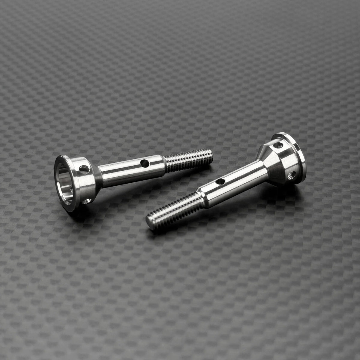 R1 Wurks 900156 XB2/XB4 Ultra Lightweight Rear CVA Axle, Titanium – Smokem