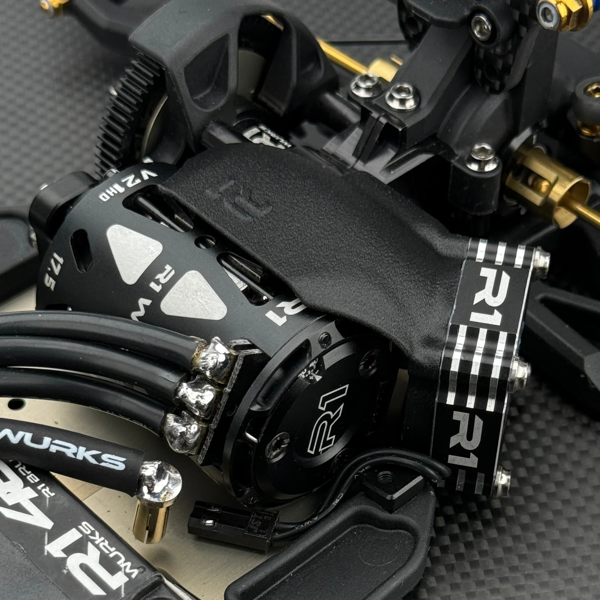 R1 Wurks 900166 Lightweight 30mm Fan Shroud [for R1WURKS 3 Gear]