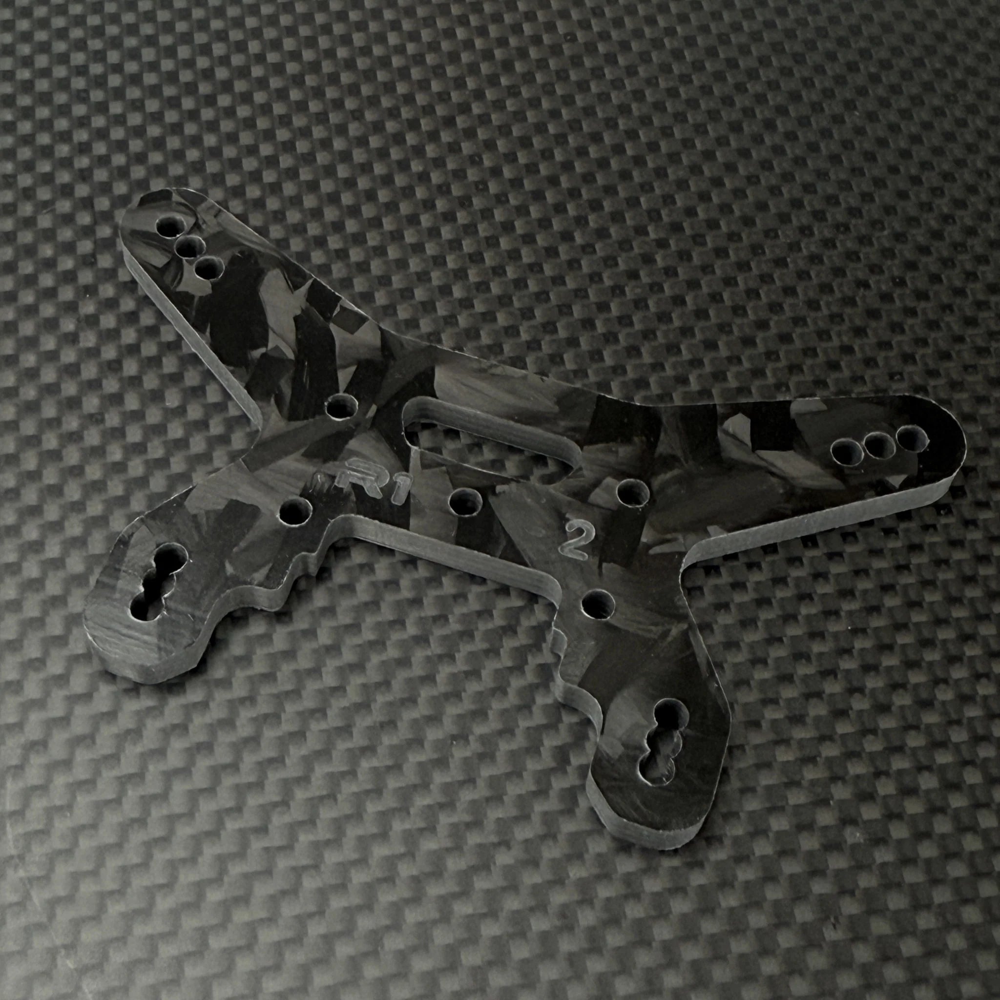 R1 Wurks 900190 Rear Carbon Fiber Shock Tower -2mm for B74