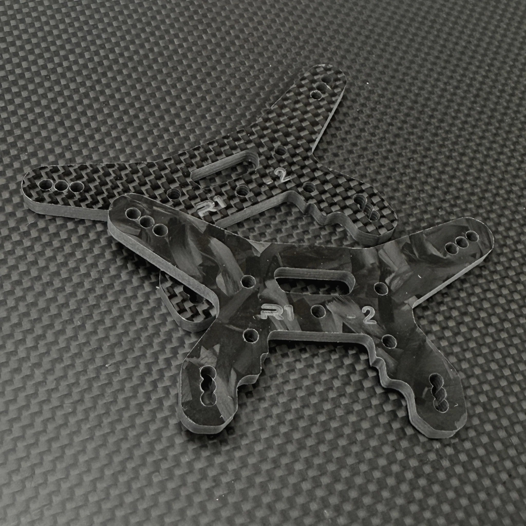 R1 Wurks 900190 Rear Carbon Fiber Shock Tower -2mm for B74