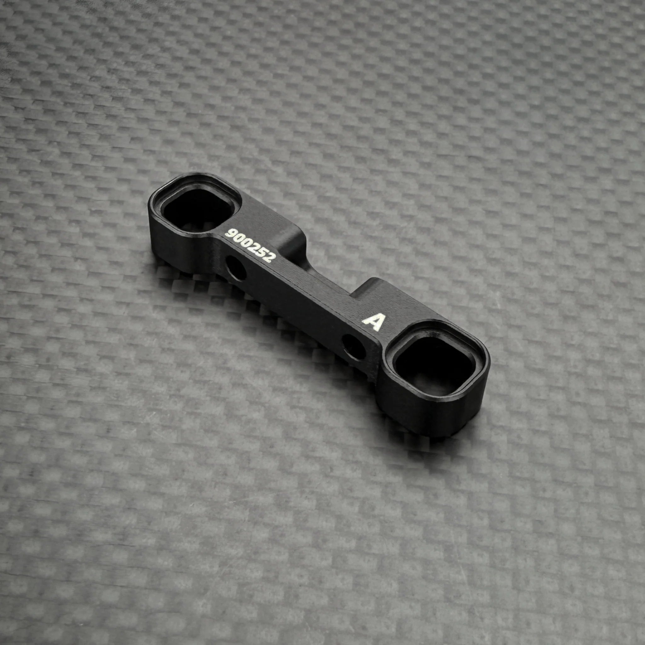 R1 Wurks 900252 Aluminum Arm Mount A for B84