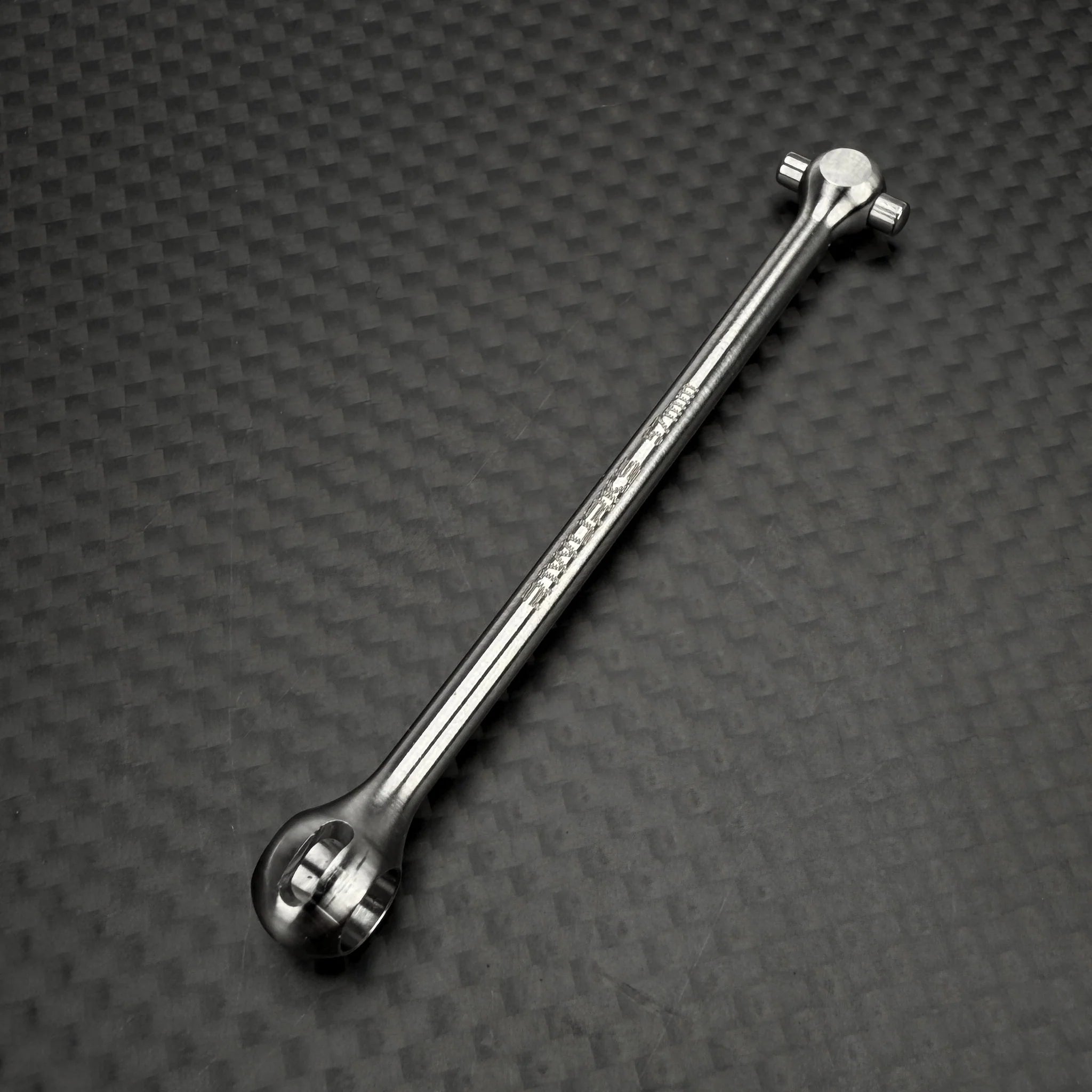 R1 Wurks 900282 Ultra-lightweight Titanium Center CVA Bone 57mm for B84