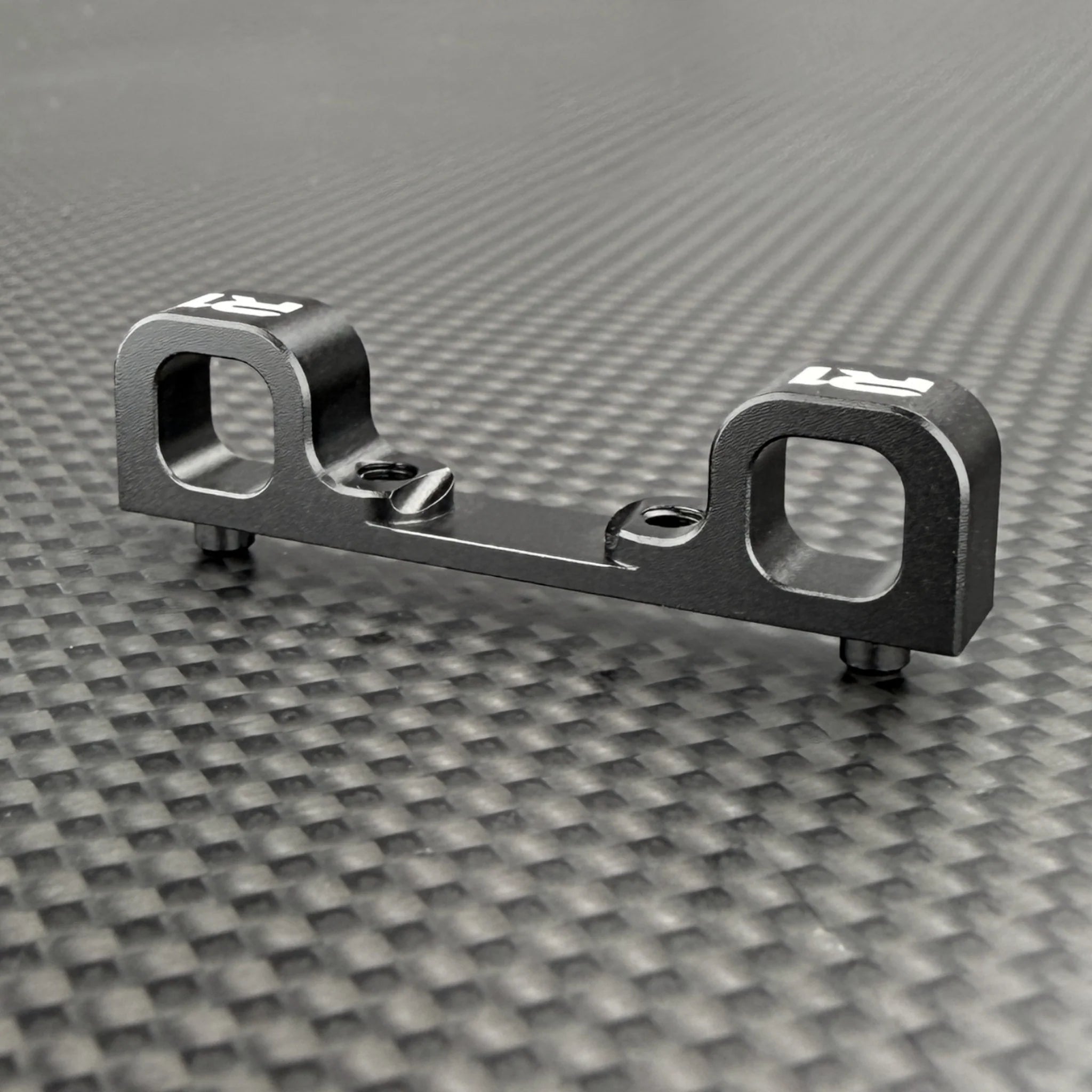 R1 Wurks 900283 Aluminum Arm Mount C for B7.1 / T7 / SC7
