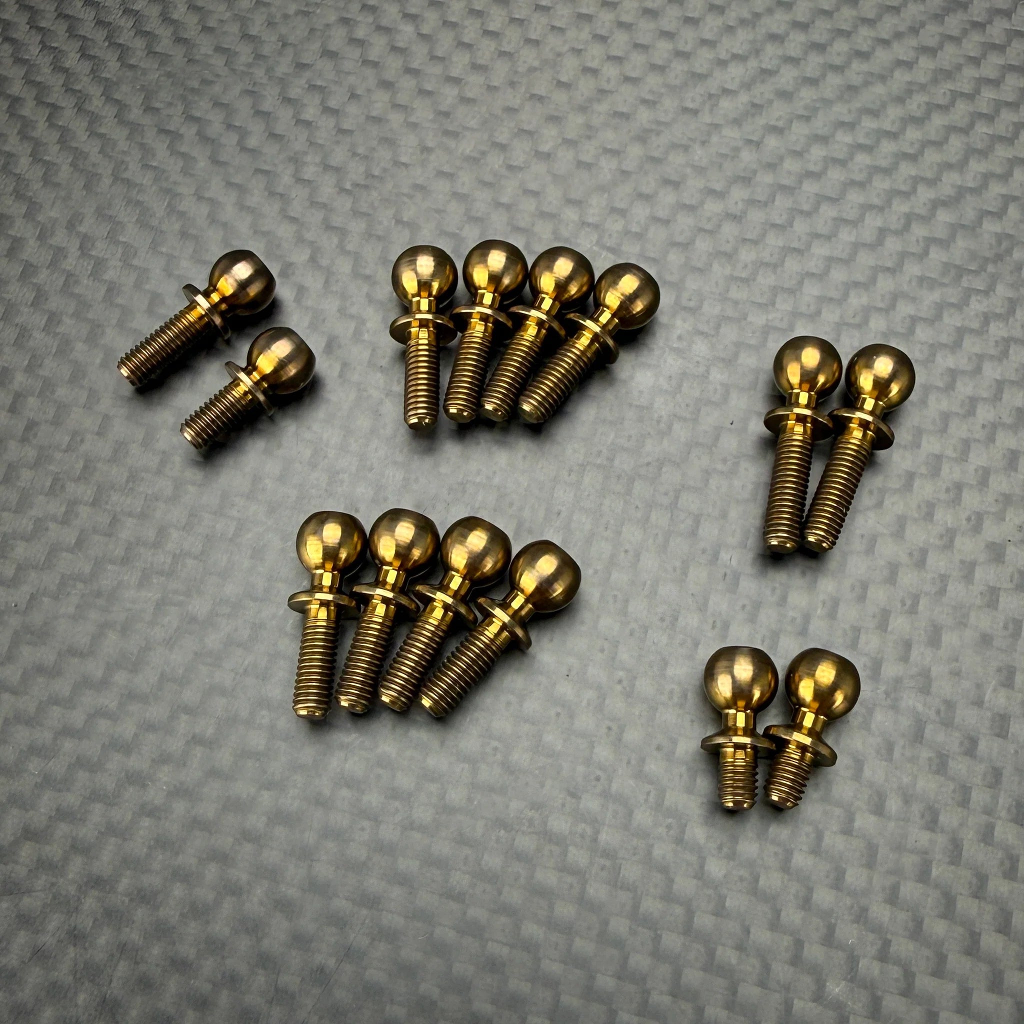 R1 Wurks 900308 B7.1 Titanium Turnbuckle Ball Stud Set (14pcs)