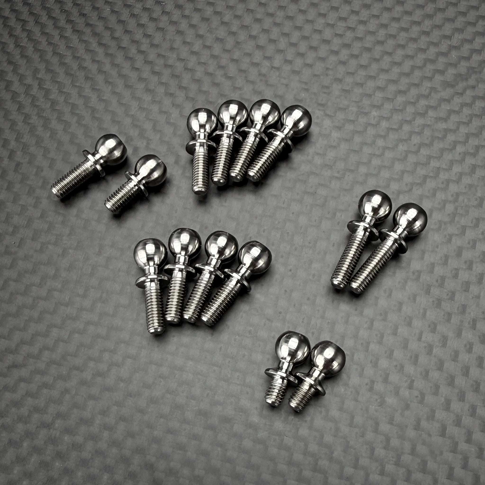 R1 Wurks 900308 B7.1 Titanium Turnbuckle Ball Stud Set (14pcs)