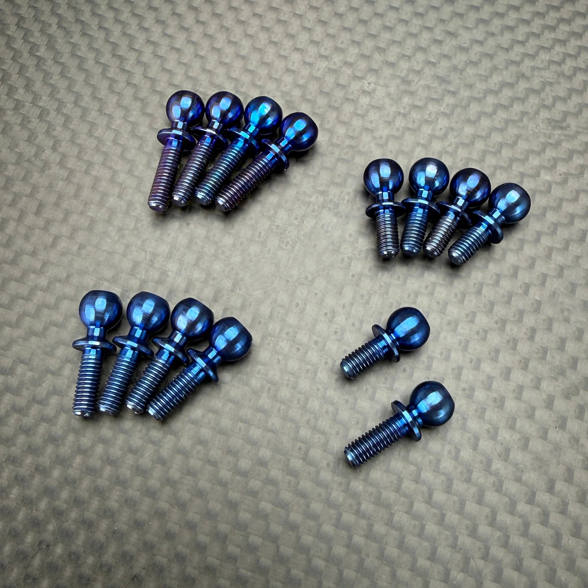 R1 Wurks 900308 B7.1 Titanium Turnbuckle Ball Stud Set (14pcs)