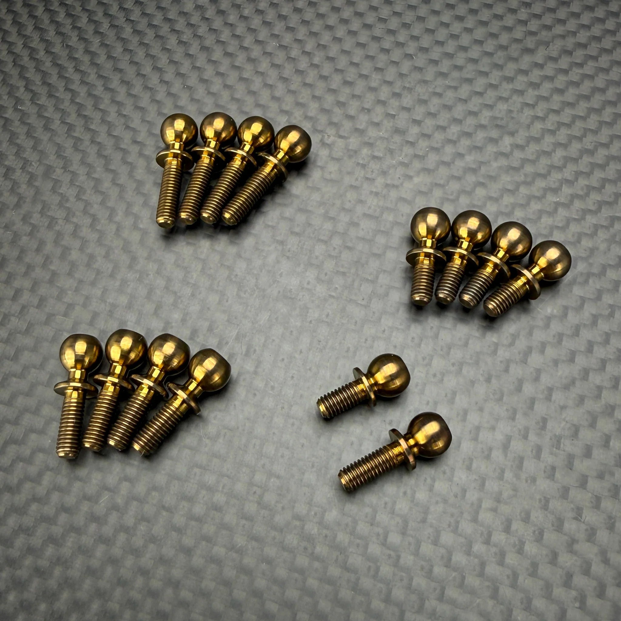 R1 Wurks 900308 B7.1 Titanium Turnbuckle Ball Stud Set (14pcs)