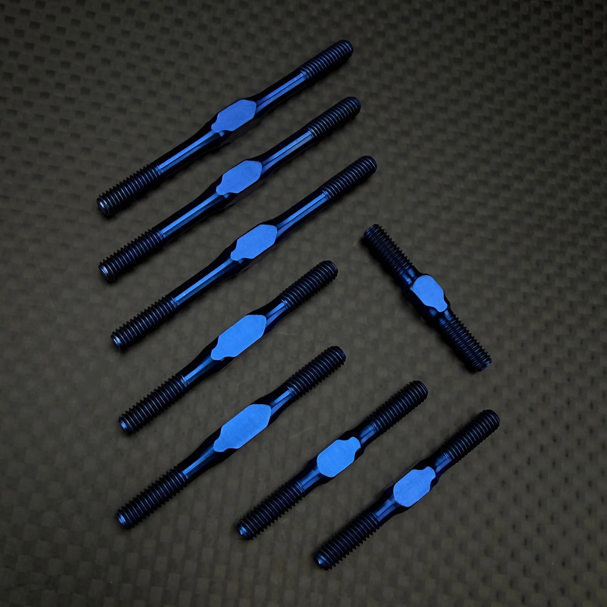 R1 Wurks 900327 Titanium Turnbuckle Set Set for RC10®