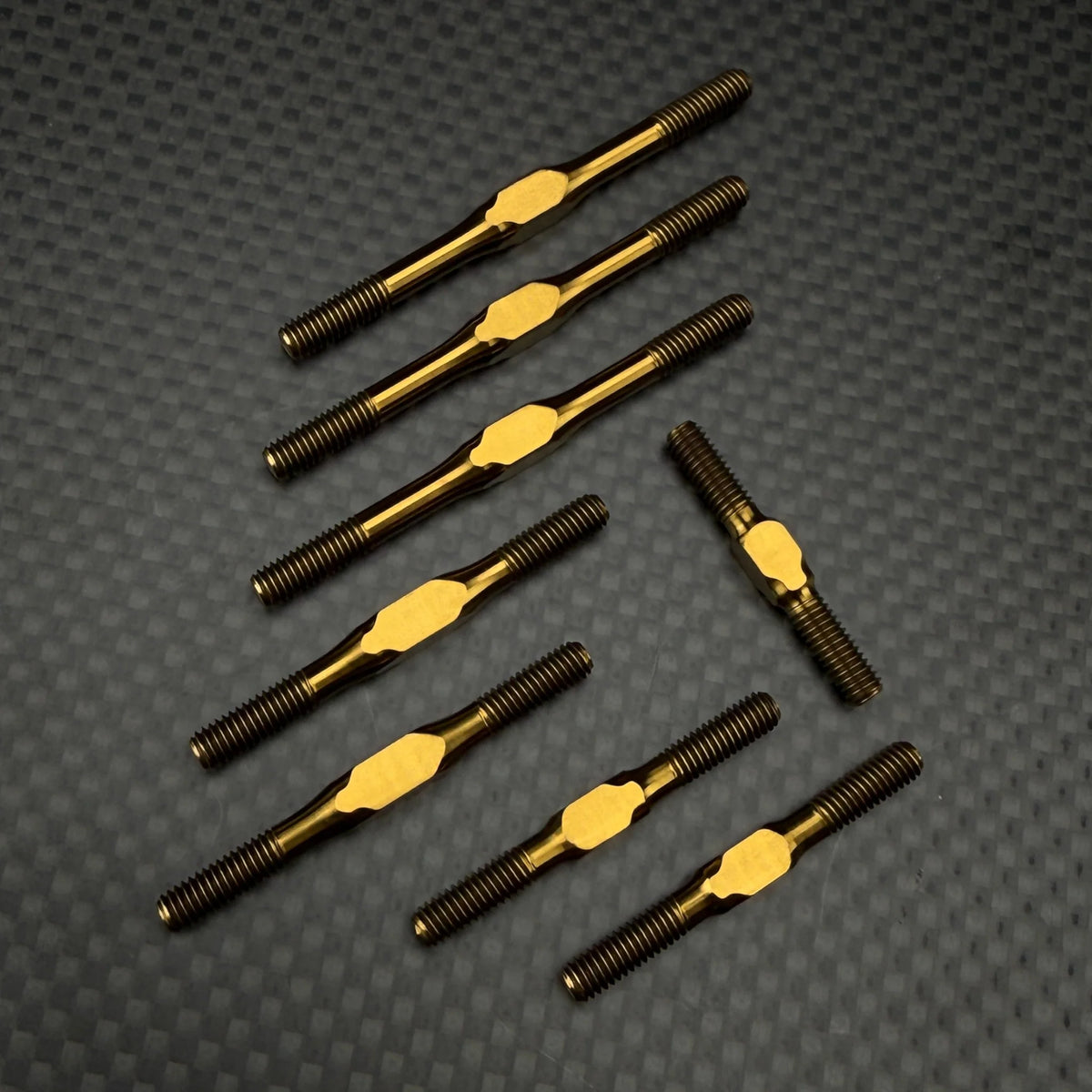 R1 Wurks 900327 Titanium Turnbuckle Set Set for RC10®
