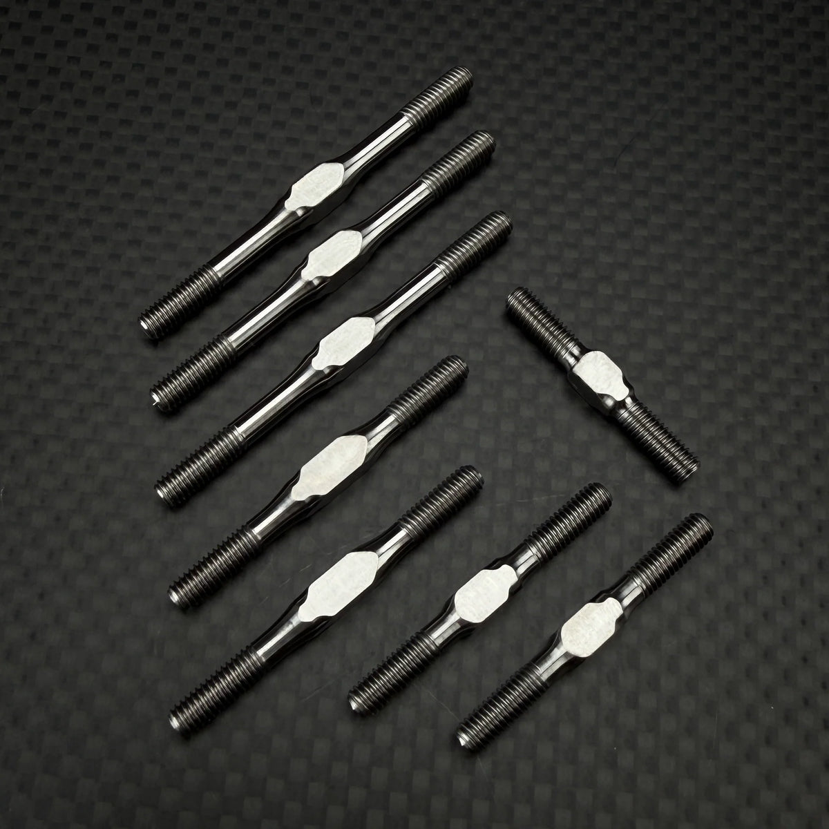 R1 Wurks 900327 Titanium Turnbuckle Set Set for RC10®