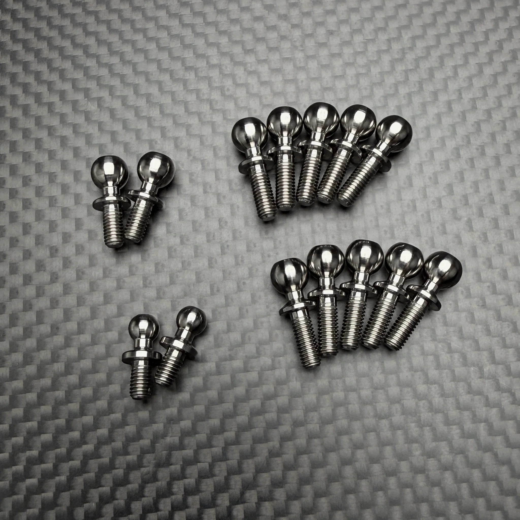 R1 Wurks 920276 R1B Titanium Ball Stud Set