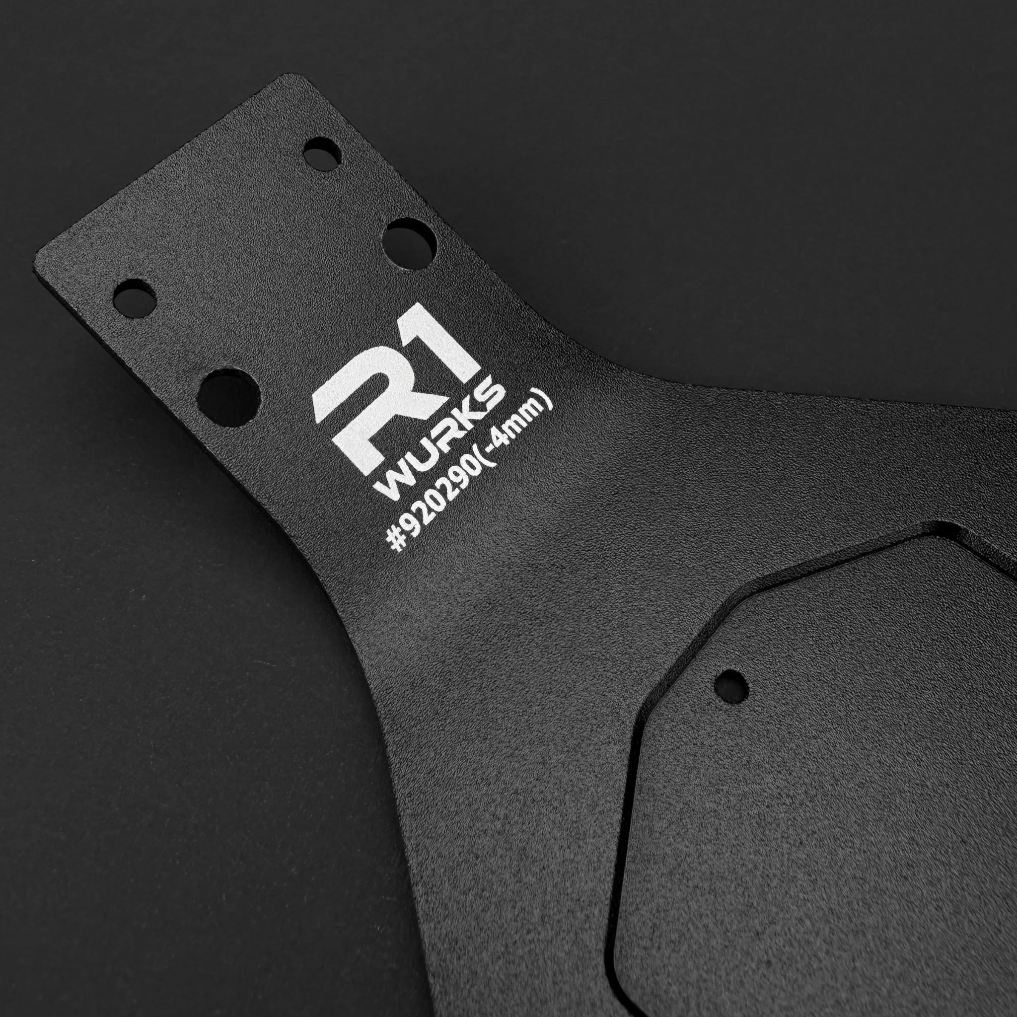 R1 Wurks 920290 R1B Chassis, -4mm