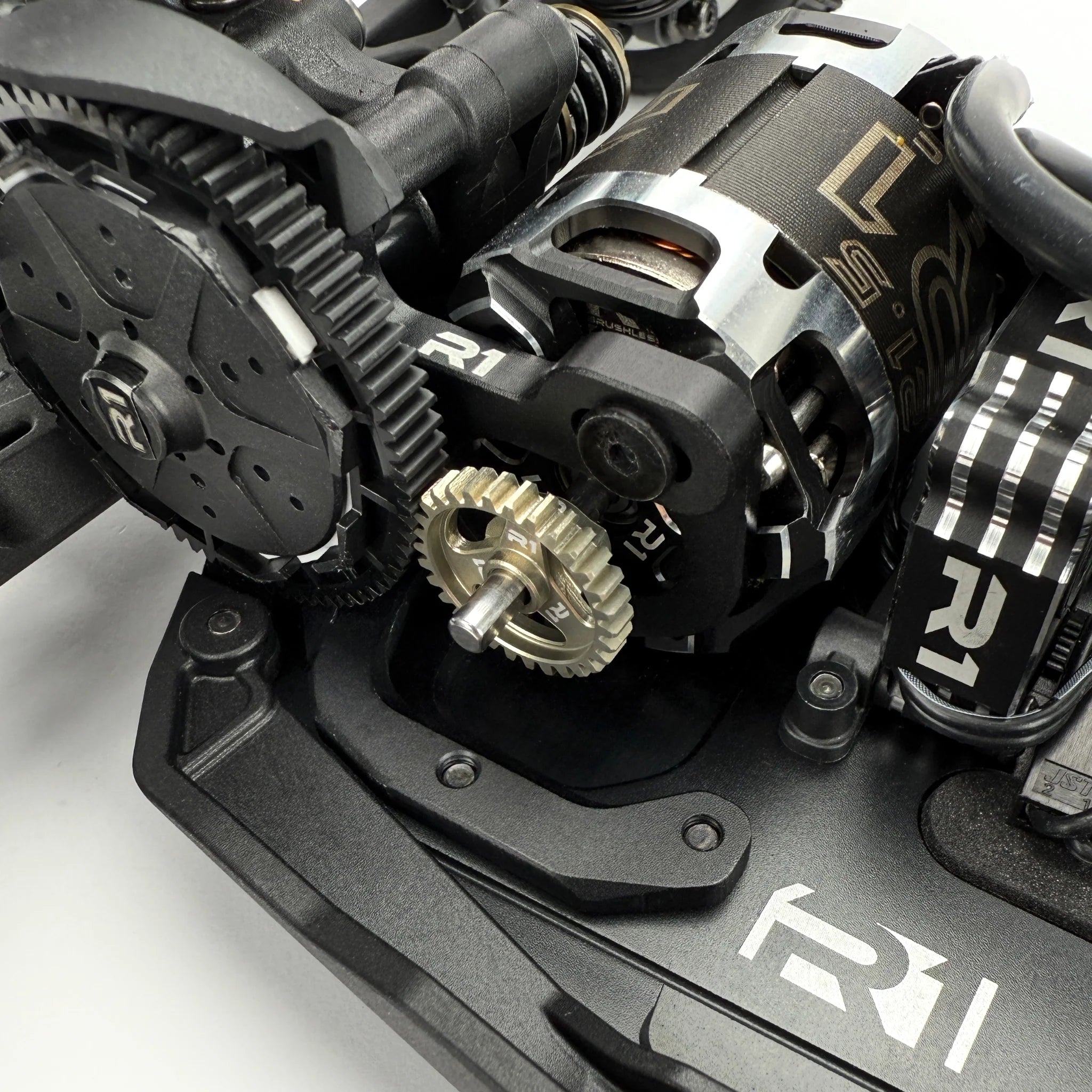 *Pre-order* R1 Wurks R1B Mark 1 - Dirt 1/10 2WD Electric Buggy Kit